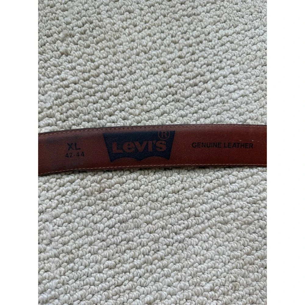 Levi's Genuine Leather Belt XL 42-44 Brown Silver Buckle Tan Casual Dress